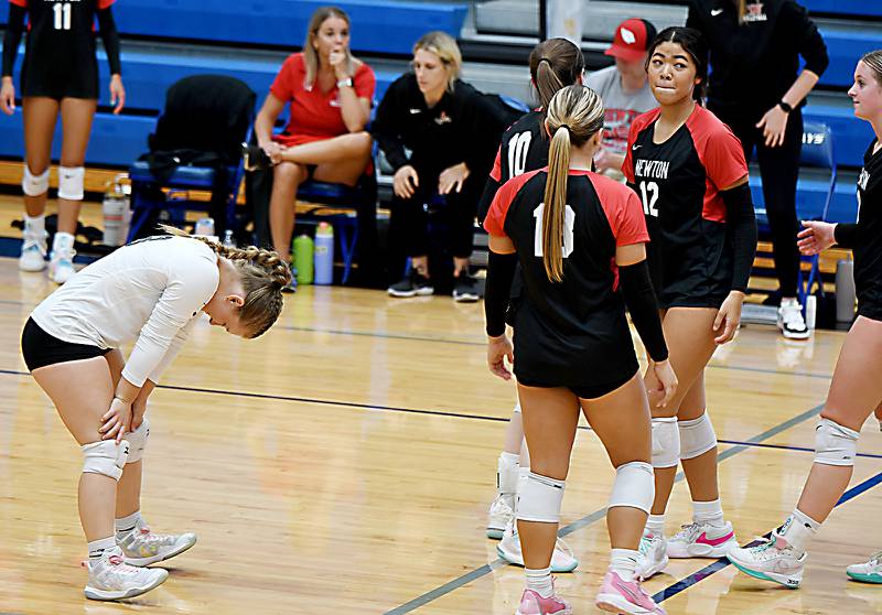 Newton volleyball