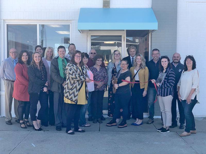 New nail salon opens in Newton Newton Daily News