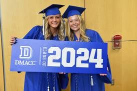 Students graduate from DMACC