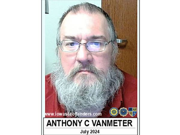 Prairie City man sentenced to federal prison for child pornography possession