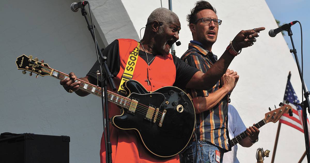Hundreds boogie at Maytag Park for 25th annual Bowlful of Blues