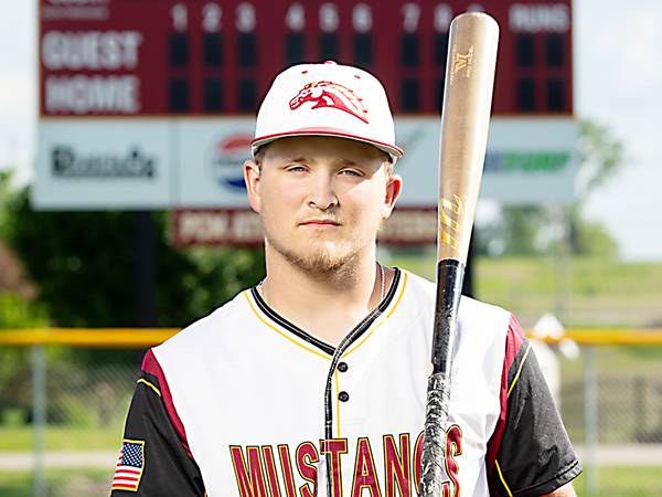 DeVries’ gem leads PCM baseball to district win over East Marshall