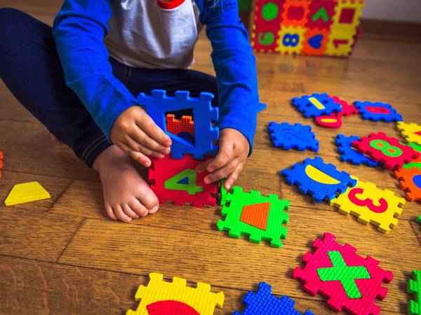 Library to host holiday toy swap