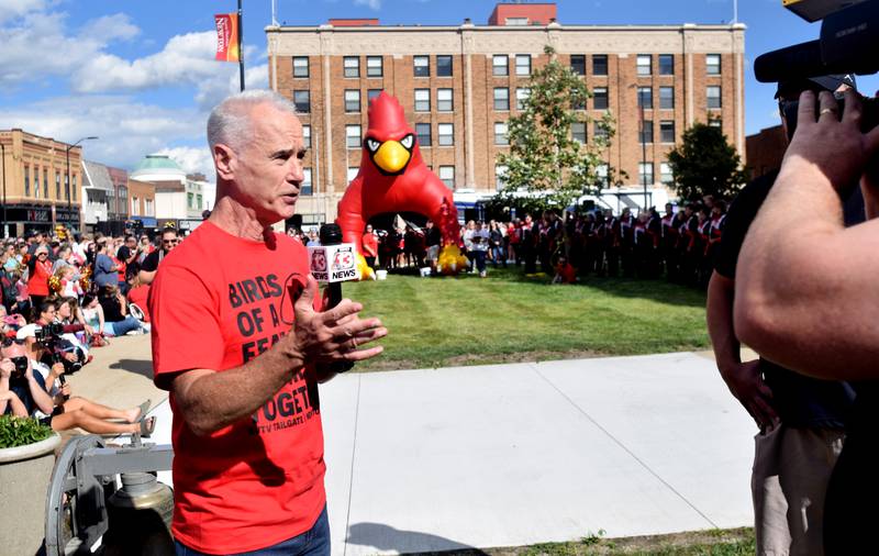 Keith Murphy of WHO 13 on Sept. 4 holds a live broadcast on the lawn of the Jasper County Courthouse in downtown Newton. Residents gathered for a Newton pep rally and RVTV festivities.