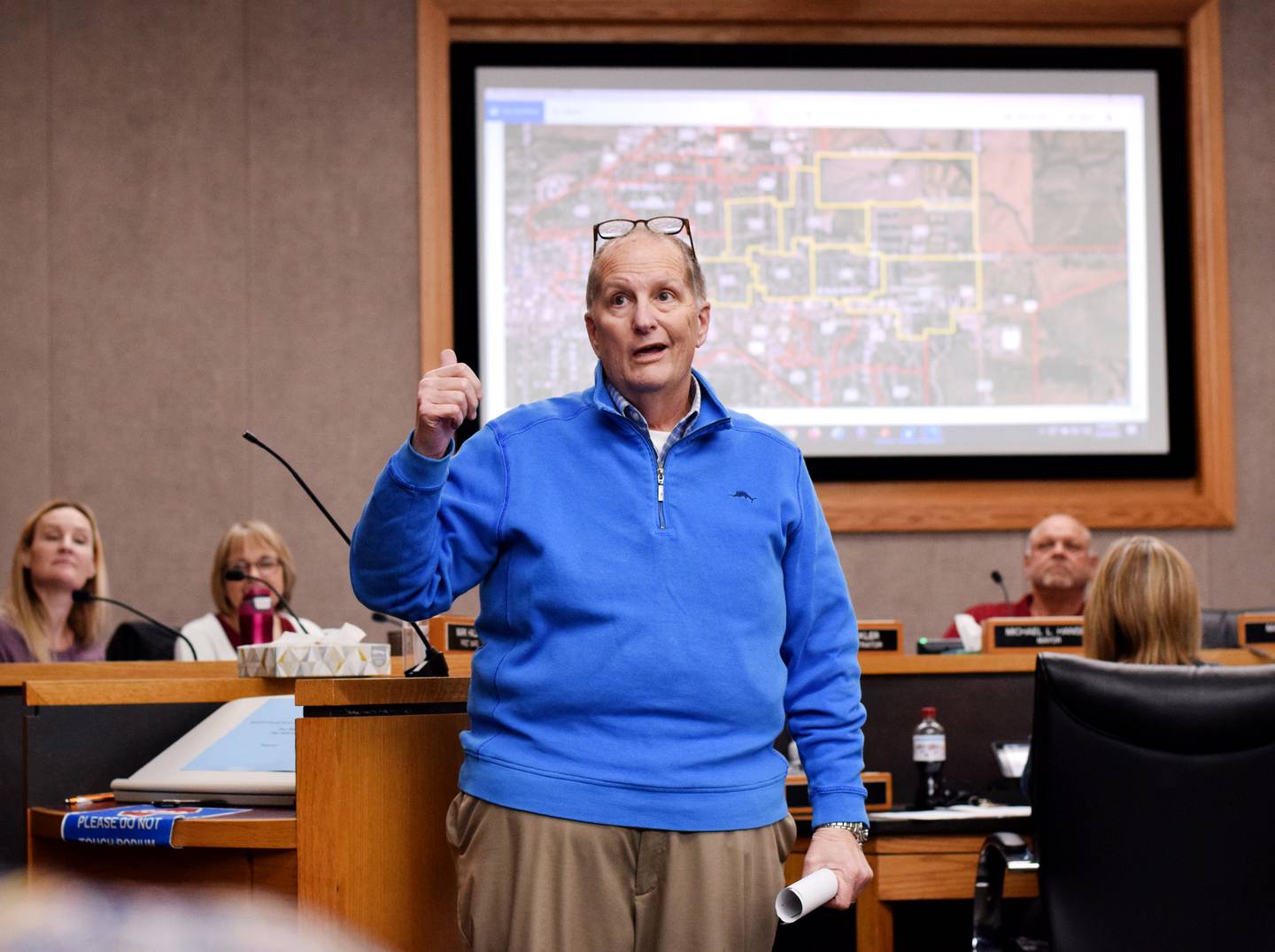 Steve Burnett, general manager of Mahaska Communication Group, speaks during the March 21 city council meeting in Newton.