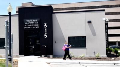 Jasper County offices may get a picnic table added to grounds