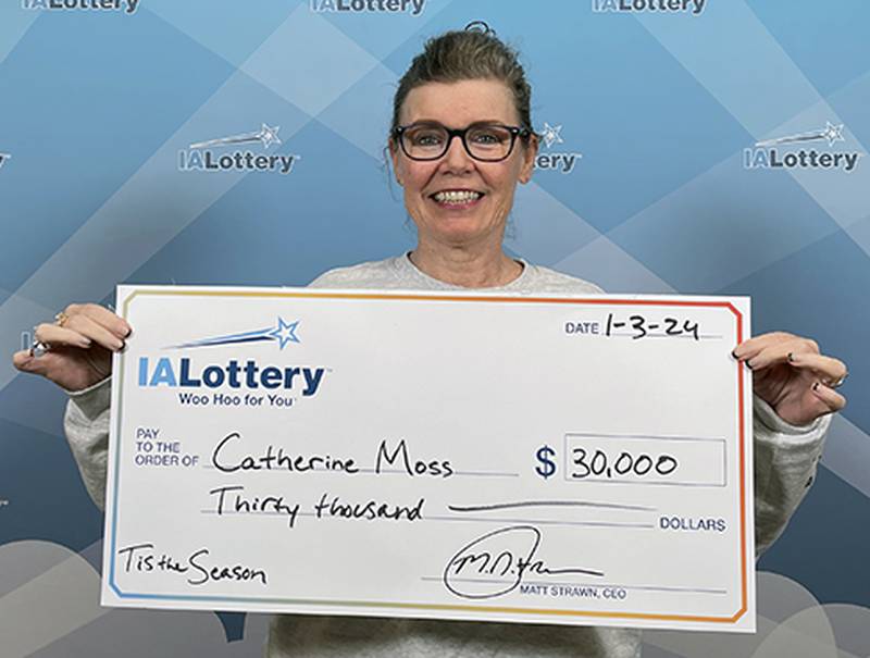 Catherine Moss won a top prize in the Iowa Lottery’s “’Tis the Season” scratch game on a ticket purchased at Hy-Vee in Newton.