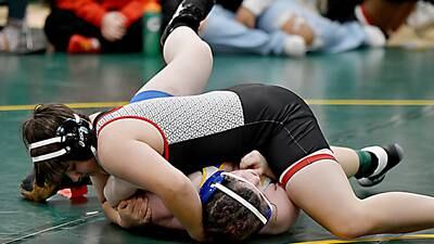 Newton girls down Oskaloosa, fall to Norwalk in LHC triangular