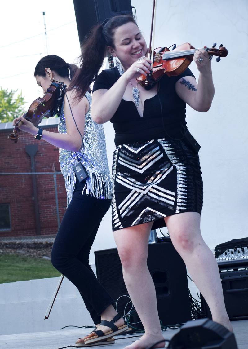 Dueling Fiddles, a Des Moines-based group featuring Hanna Wolle and Geneviève Gros-Louis Salamone, performed Thursday, June 8 as part of the Maytag Bowl Summer Concert Series in Newton.