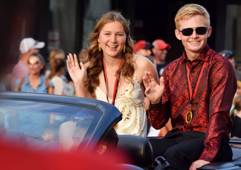 Residents gathered for the Newton Homecoming Parade on Sept. 15 in downtown Newton, which concluded with a community pep rally on the west side of the square.