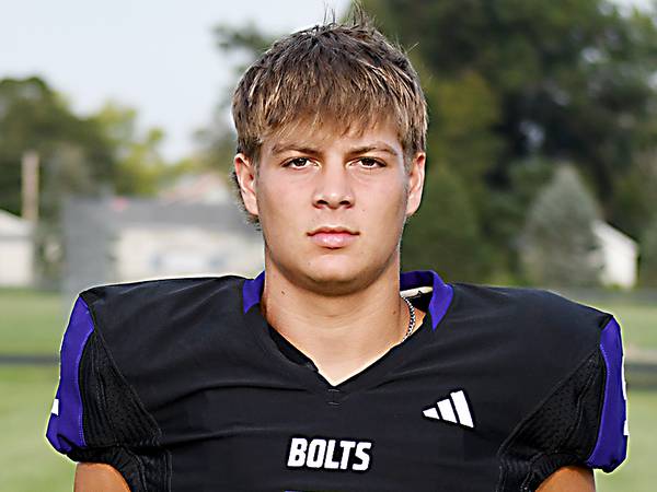Baxter football ends season with loss to Montezuma
