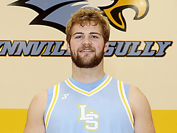 L-S boys basketball goes into winter break with undefeated record