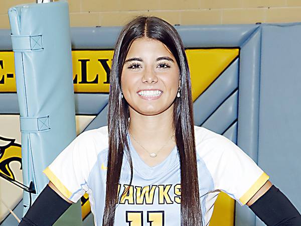 L-S volleyball splits four matches at GMG tournament