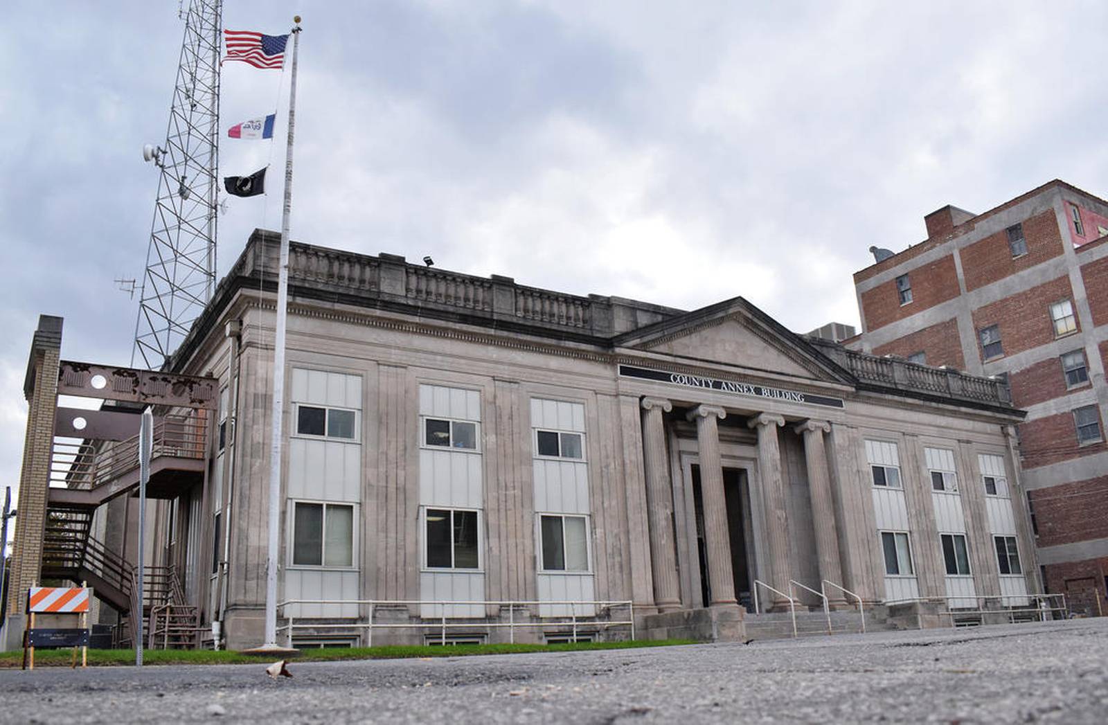 Staff to move from annex building Newton Daily News