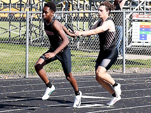 Twelve wins propel Newton boys to win at Cardinal Relays