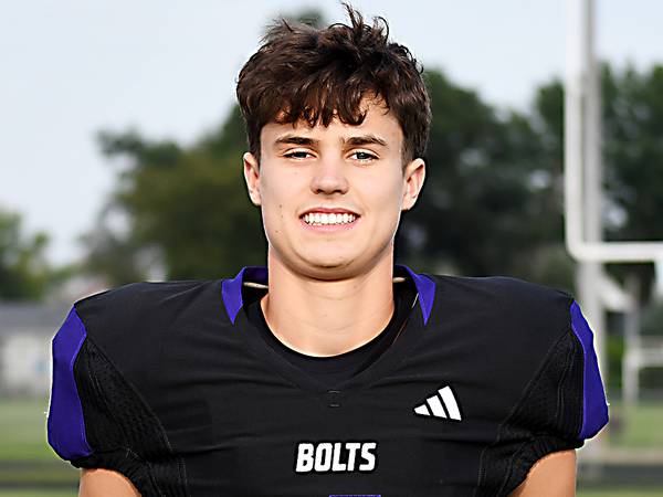 Career nights from Vansice, Dee not enough for Baxter football in loss to Moravia