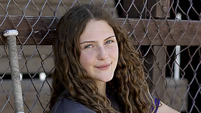 Baxter softball sweeps Colo-NESCO after narrow win