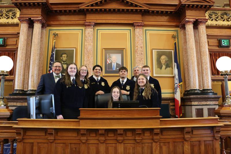 Rep. Dunwell with Colfax-Mingo FFA members to the state house.
