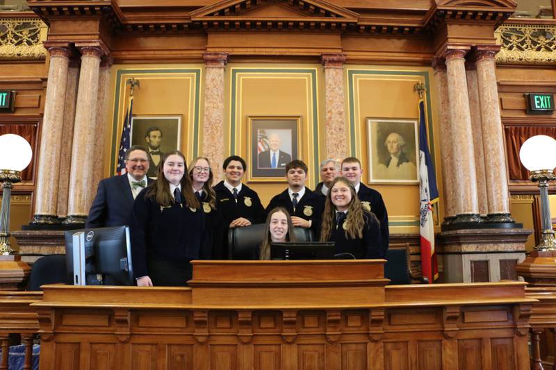 Rep. Dunwell with Colfax-Mingo FFA members to the state house.