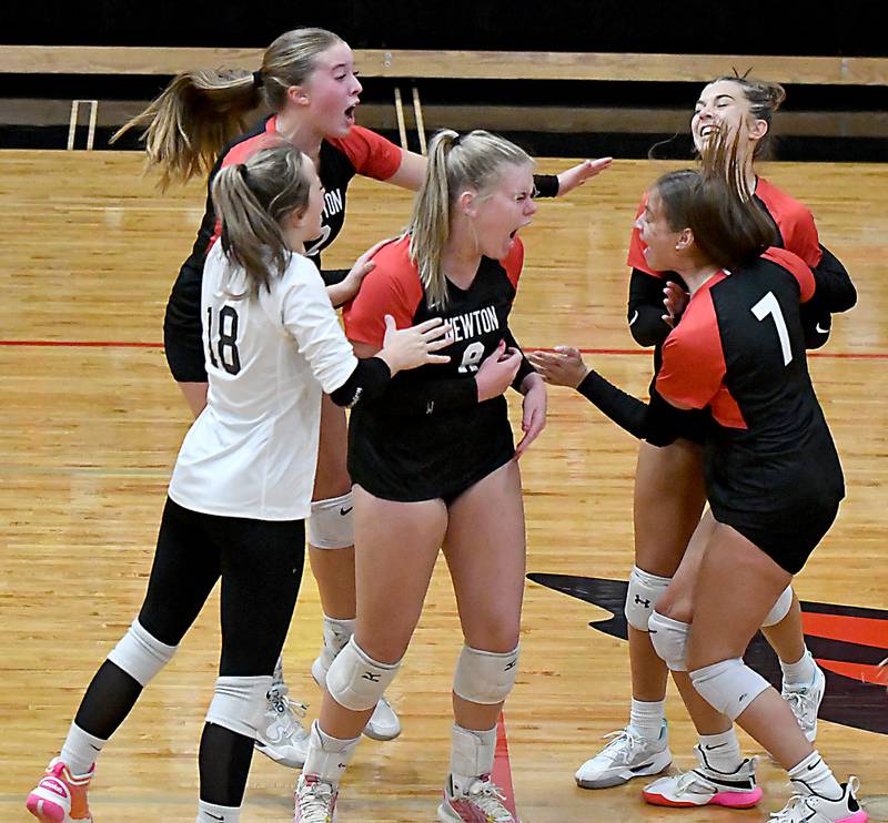 Newton volleyball