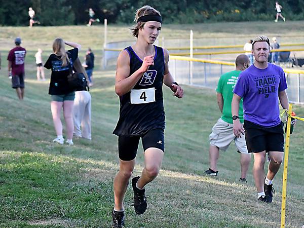 Short-handed Bolts headline area boys at Tigerhawk Invitational