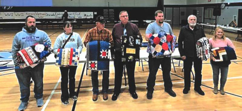 Baxter Quilt Club presented Quilts of Valor to area veterans.