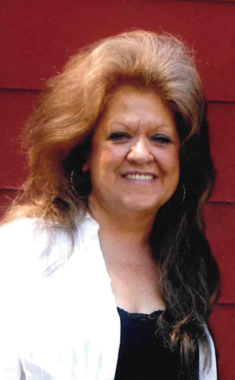 Carolyn Janett Hoskins