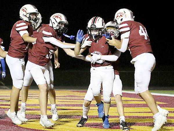 Fifth-ranked Mustangs rout Albia on Homecoming