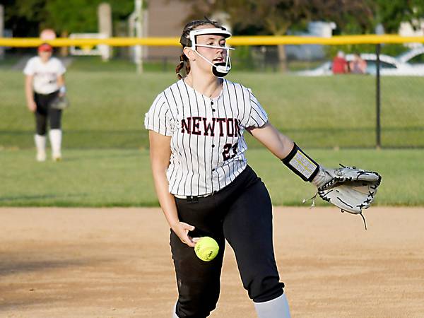 Newton softball falls to Boone, conference rival DCG 