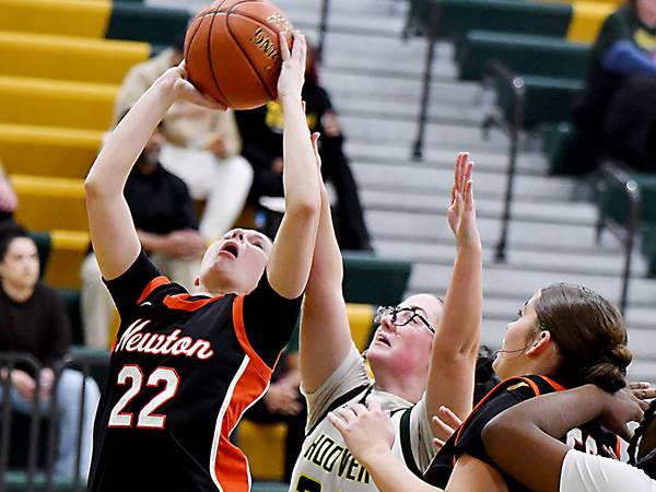 Newton girls move to .500 after road win over Hoover