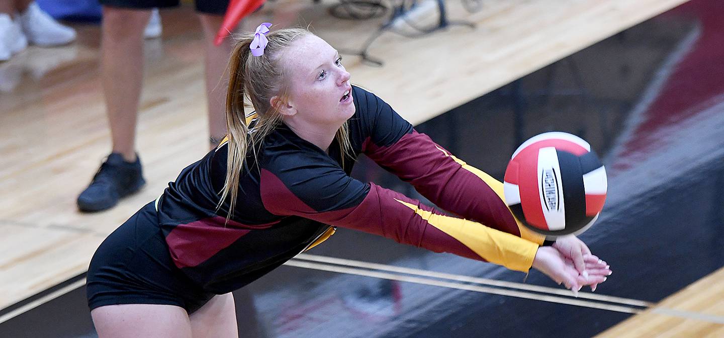Newton volleyball reigns supreme at Cardinal Early Bird Newton Daily News