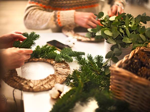 Holiday Arts & Crafts Show Nov. 14-16