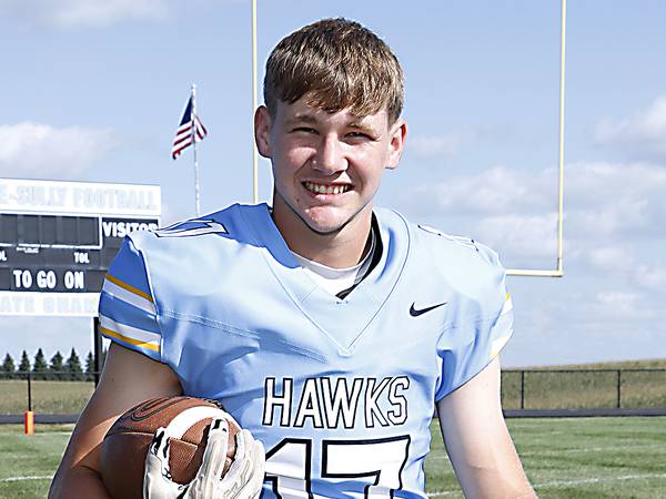 Dominant defense leads L-S football to district win over Blue Devils
