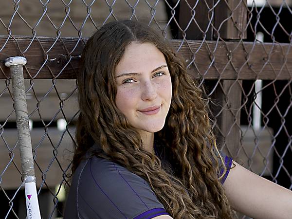 Baxter softball sweeps Colo-NESCO after narrow win