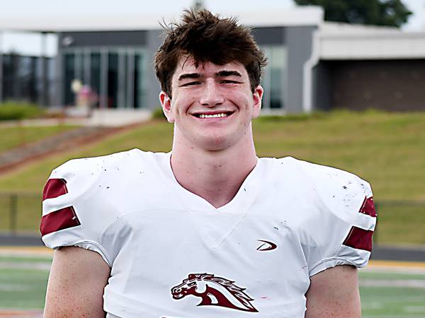 Fenton leads 19 Mustangs on all-district football team