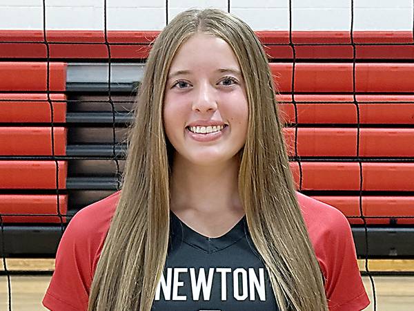 Newton volleyball opens LHC play with road loss to Indianola