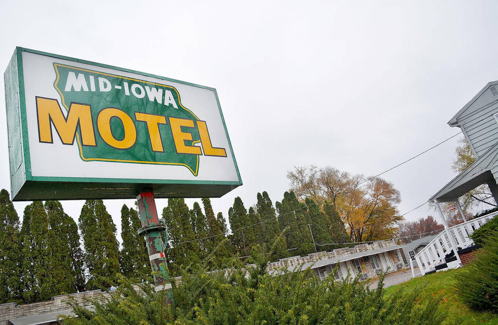 Council examines sale of former MidIowa Motel land Newton Daily News