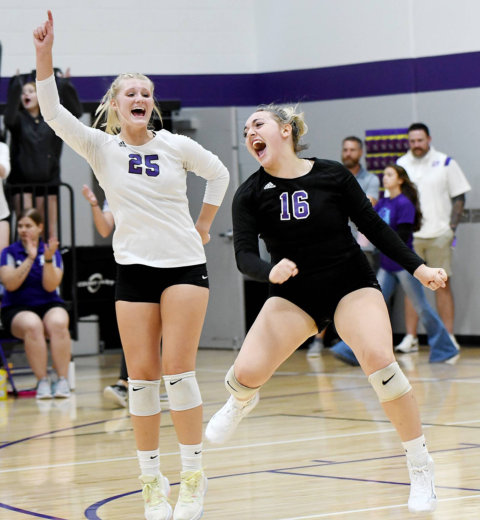 Baxter’s serve too much for LynnvilleSully volleyball Newton Daily News