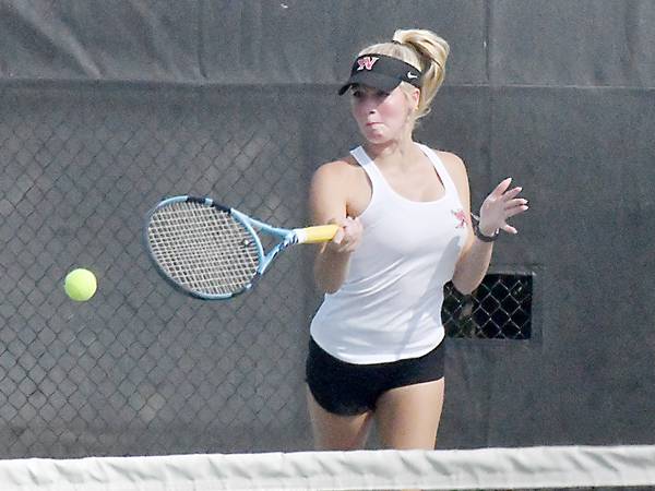 Sterling, Brodersen lead Newton girls tennis at individual regionals