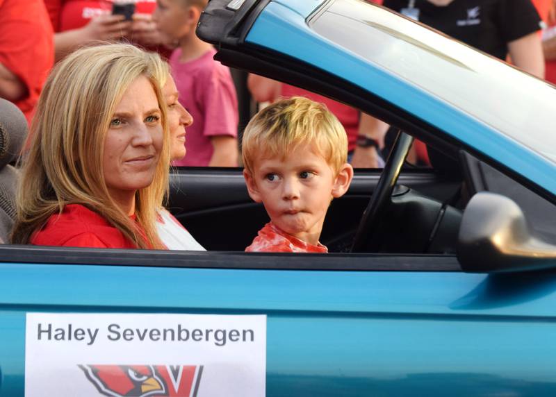 Residents gathered for the Newton Homecoming Parade on Sept. 15 in downtown Newton, which concluded with a community pep rally on the west side of the square.