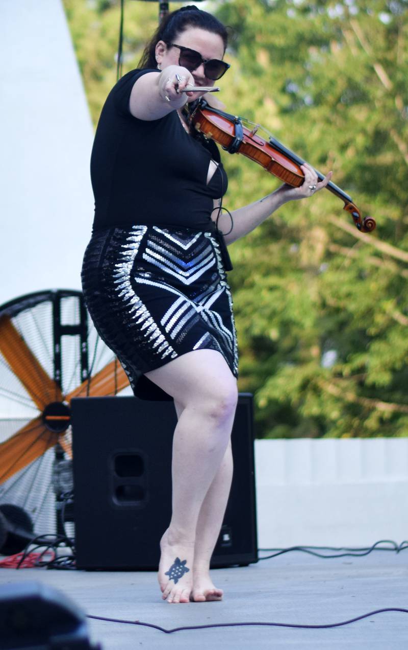 Dueling Fiddles, a Des Moines-based group featuring Hanna Wolle and Geneviève Gros-Louis Salamone, performed Thursday, June 8 as part of the Maytag Bowl Summer Concert Series in Newton.