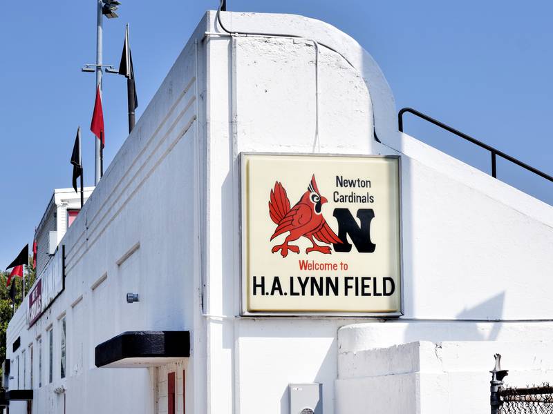 School board awards $751K contract to replace visitors side bleachers