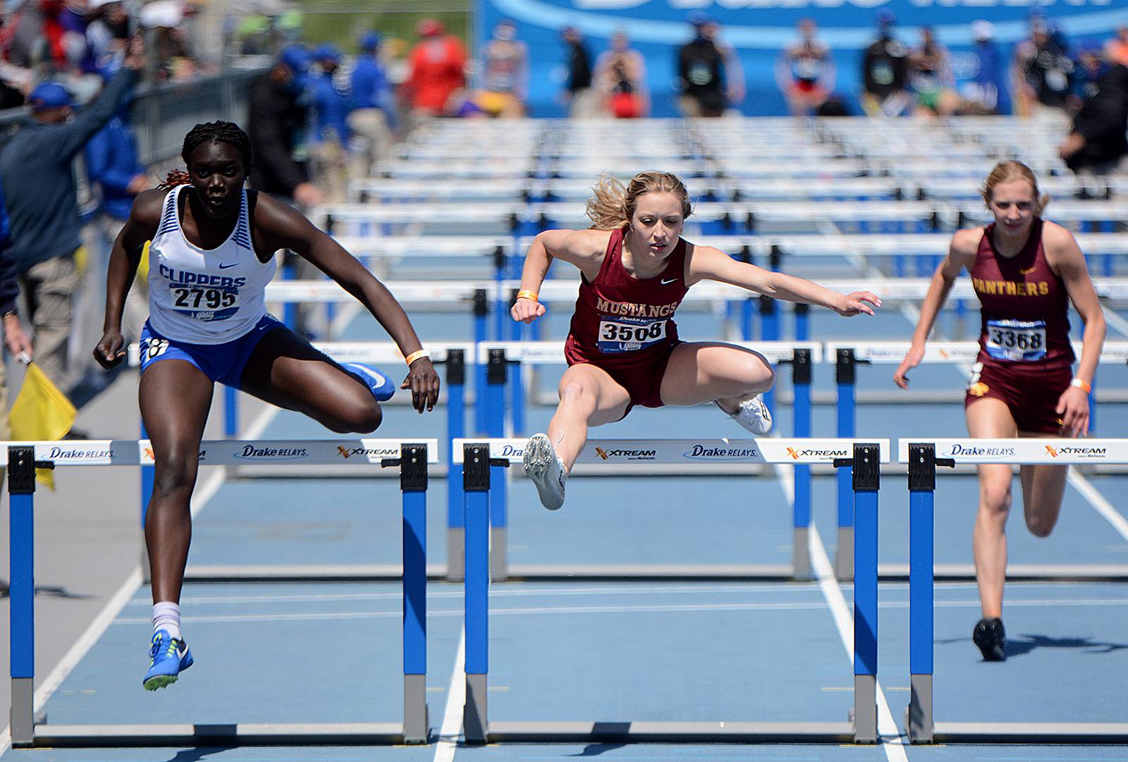 PCM’s Chipps moves way up in 100 hurdles at Drake Relays Newton Daily
