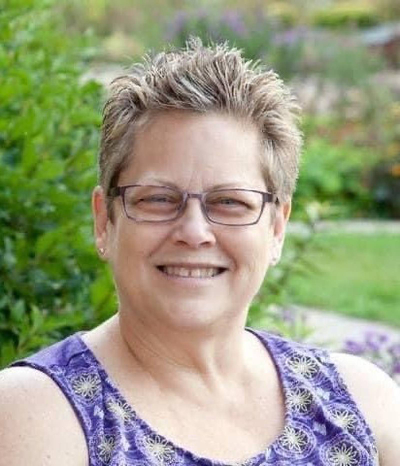 Graceful Melodies: Denise Jones Of Point Of Grace