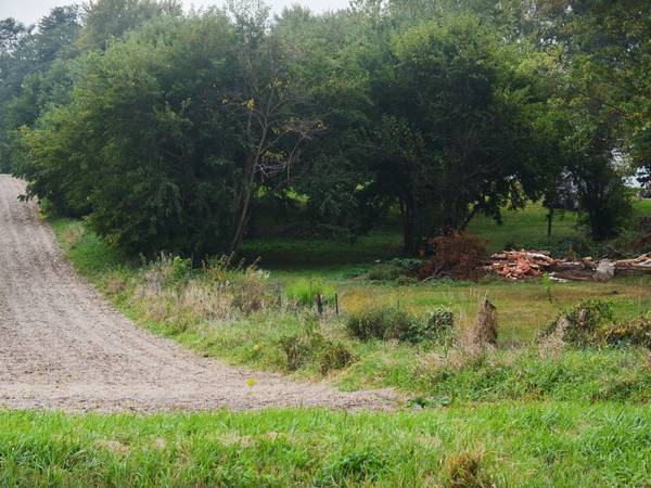 Supervisors seek other surveyor for vacation of right-of-way in Newburg