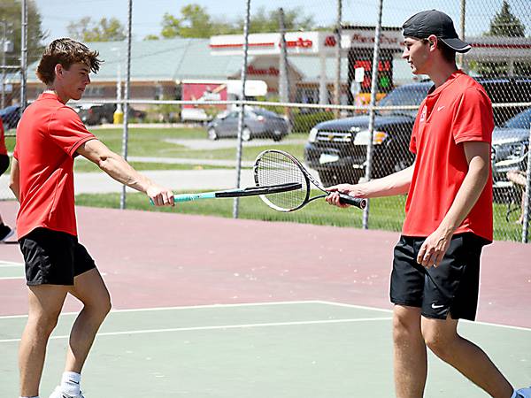 Tennis and pickleball courts at Aurora Park to see big improvements