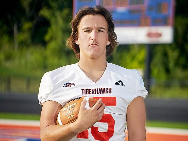 Host Cardinal edges Colfax-Mingo football