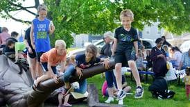 Summer Reading kickoff party brings about 650 people to the library