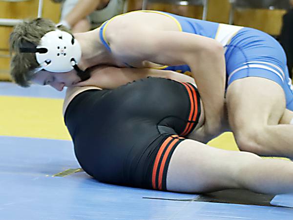 Forfeits plague L-S wrestling in home quadrangular