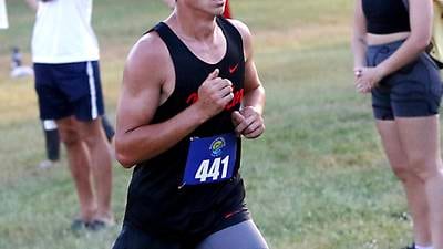 Cardinal duo highlights Newton boys’ fourth-place finish at Oskaloosa